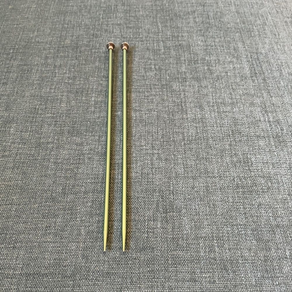 Knitting Needles, Size 5